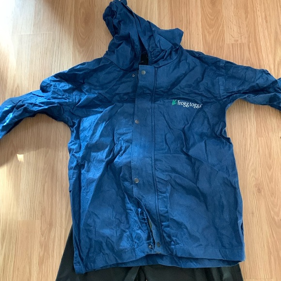 Frogg TOGGS water rain coat and pants.  Small kids - Picture 1 of 2